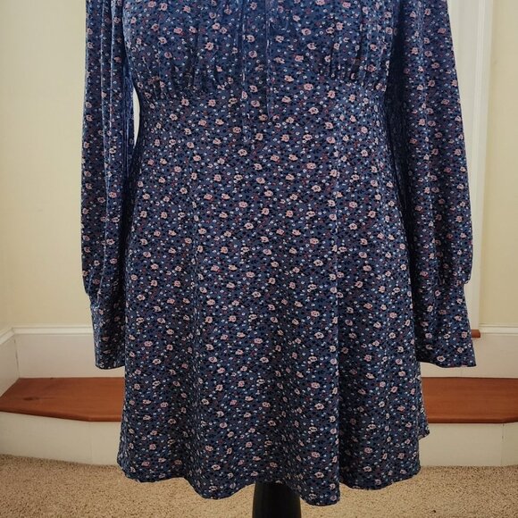 Lily Rose Blue flower print, long sleeve dress.  NWOT - Picture 2 of 5